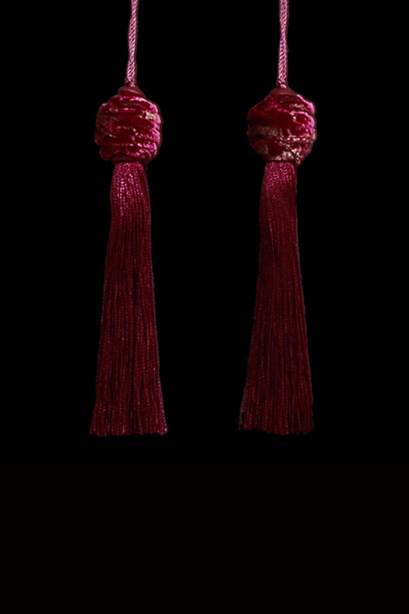 Venetia Studium Turbante couple of dark red key tassels