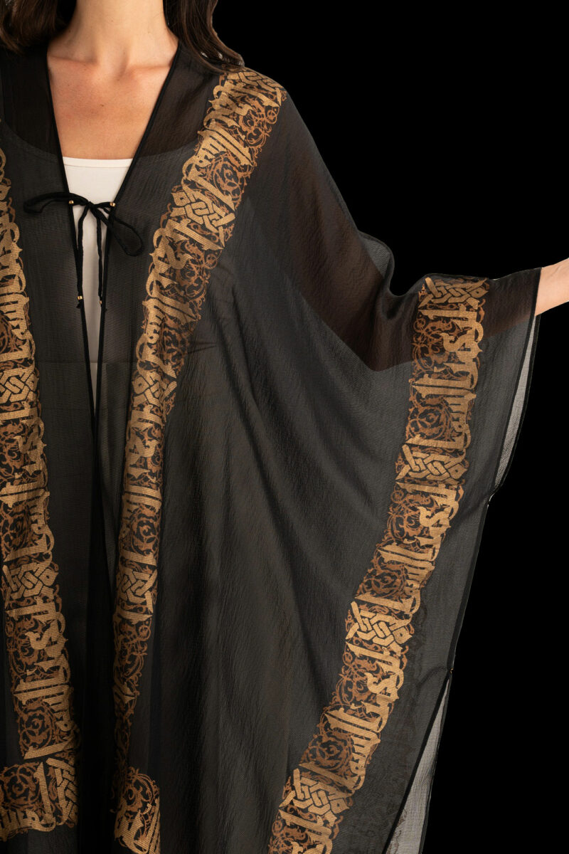 Esther Abendmantel aus Crêpe Georgette | Arabo Schwarz