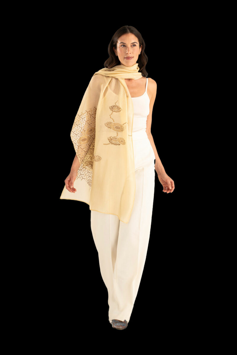 Schal aus Crêpe Georgette | Japan Beige