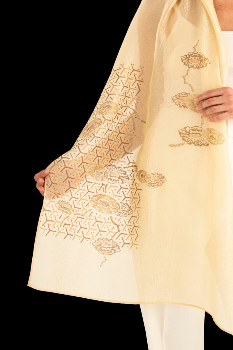 Schal aus Crêpe Georgette | Japan Beige